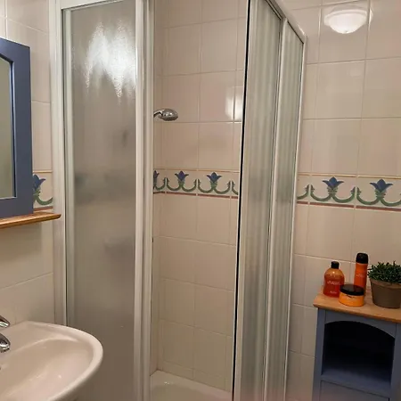 Ruim Centrum Heist En Zeezicht Apartamento
